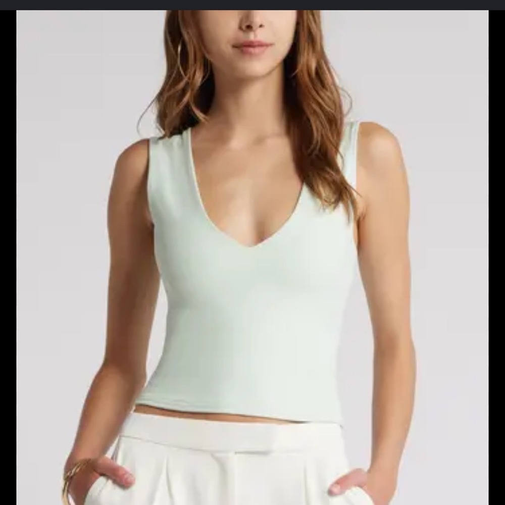 NWT OPEN EDIT smooth edit V neck tank